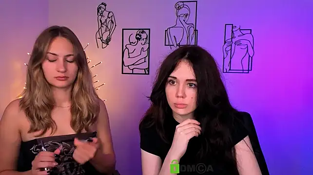 riley_sanders webcam