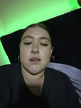 Fiery_Mia webcam