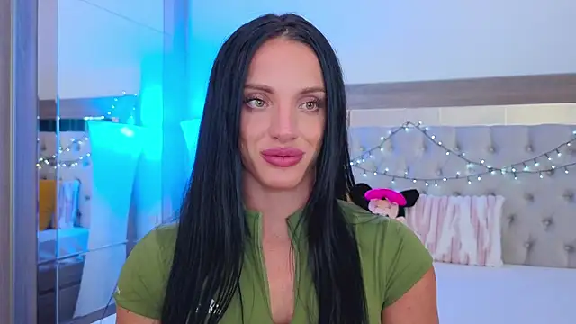 XandraBae webcam