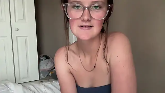 itsKaylaa webcam