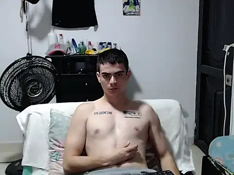 Zac_Efront webcam
