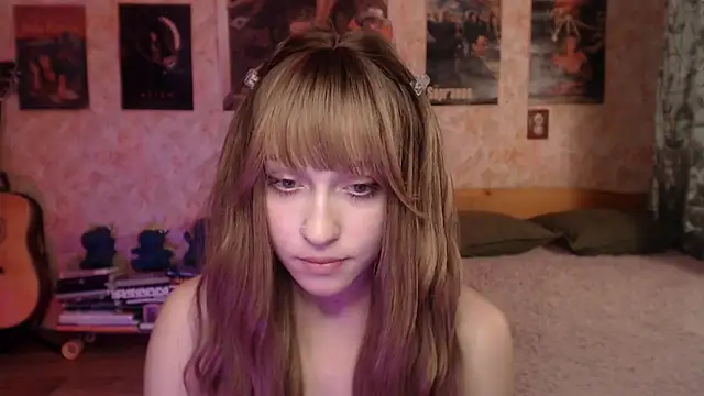 Friendly_Ellie webcam