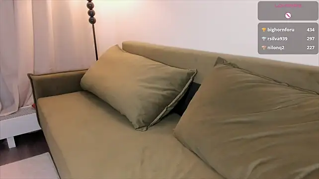 AmparoCilek webcam
