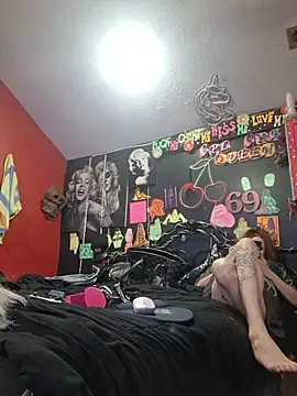 daddyandsplashqueen (Ask my age) - Flash titties