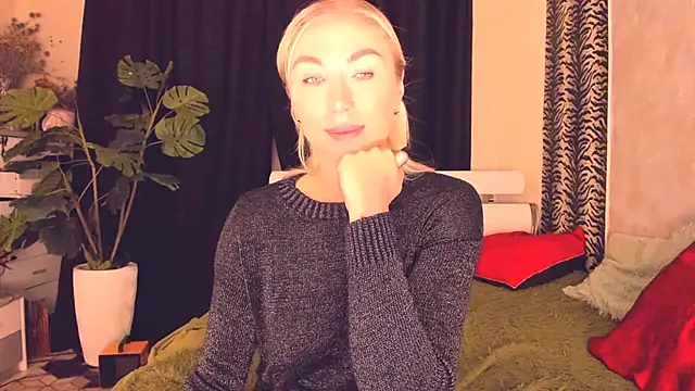Karma_S_U_T_R_A webcam