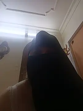 Dallou3a live cam on StripChat
