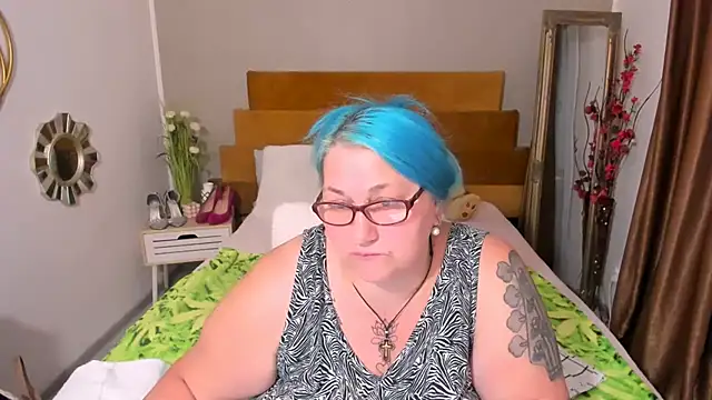 Sugarmommy_69X webcam