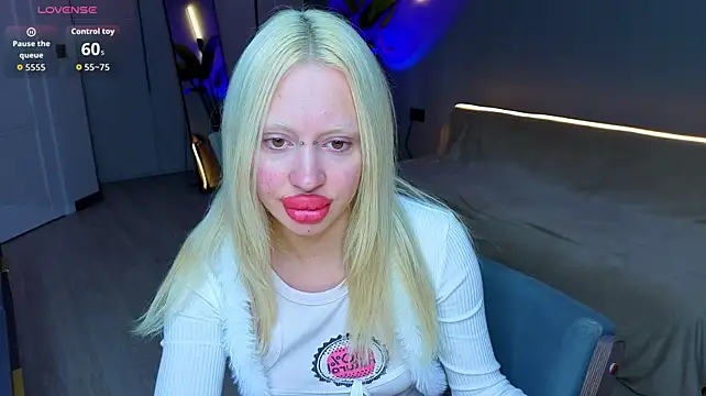 Luna_Beverly webcam