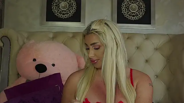 Squirt_Tanya webcam