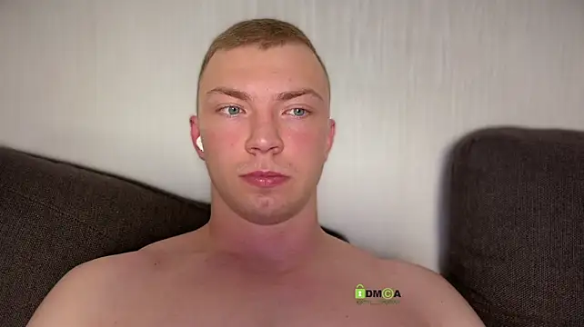 iron__chap webcam