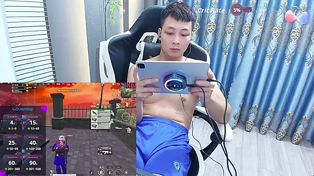 Naughty___asian webcam