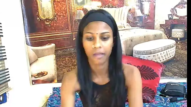IndianSilkySpice webcam