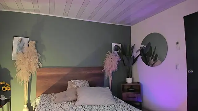 Zoe_Isler webcam