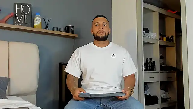frank_myles webcam