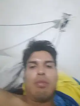 Aguilarcruzkevin31 webcam