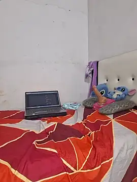 Alannys19 webcam