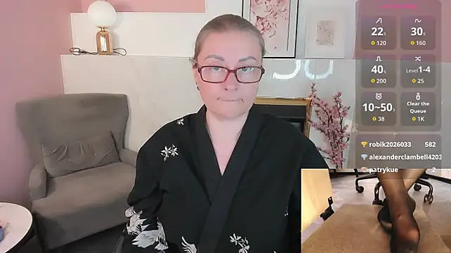 Alexandra_Kind webcam
