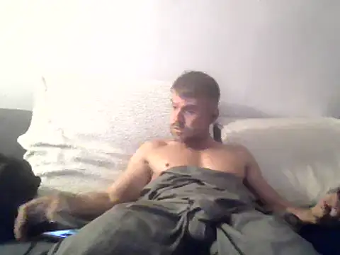 Cambitchboy webcam