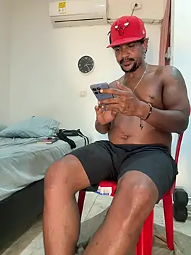 bigdick211292 webcam
