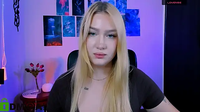 playful_sophie webcam