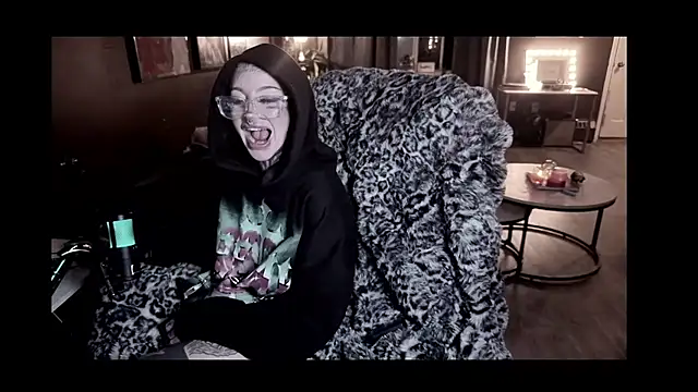 bambitatted webcam
