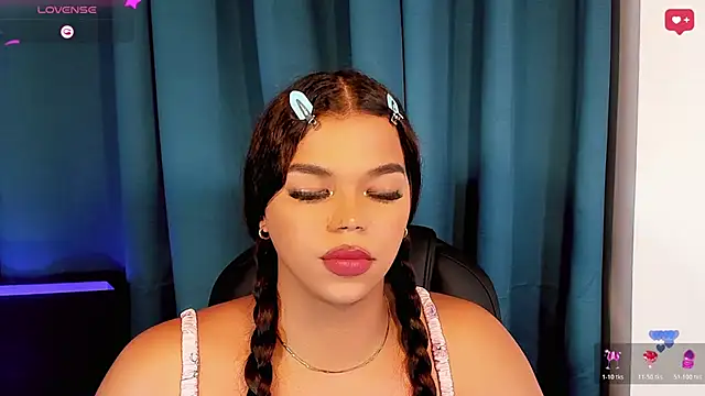Keira_Fox31 webcam
