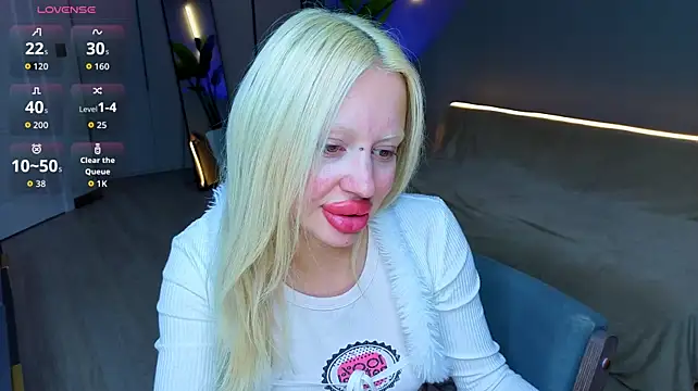 Luna_Beverly webcam