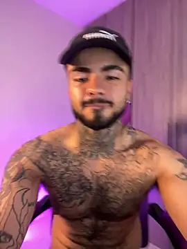 Benjii_Carter1 webcam