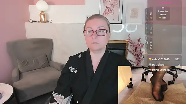 Alexandra_Kind webcam