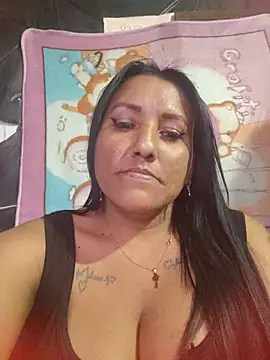 emma_47 (F milf) - Off muy bra