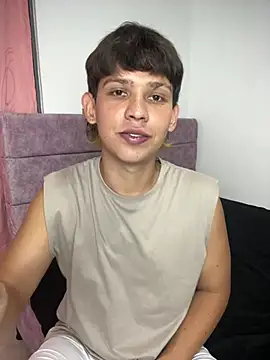 samu_bahachira (M twink) - oil in my ass flash anus 🍑