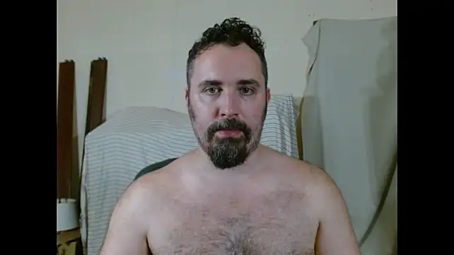Metalstud webcam