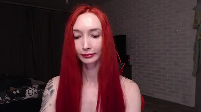 Roxy_Silver webcam