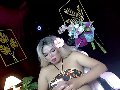 slutty_lauraxxx