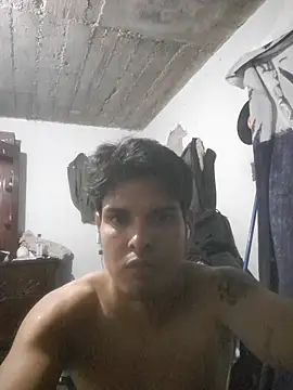Aguilarcruzkevin31 webcam