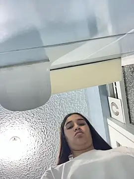 I_Samanthaa webcam