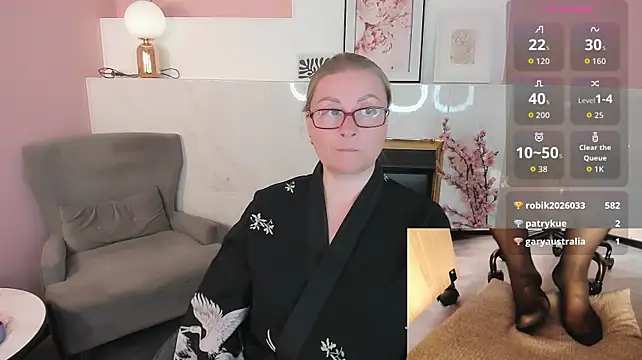 Alexandra_Kind webcam