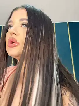KenzieLou webcam