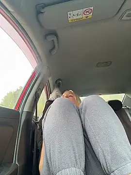 merlindave (F young) - Finger pussy🥵🥵🥵✌️