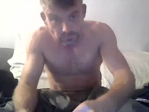 Cambitchboy live cam