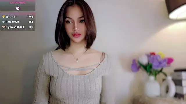 Anna_HollyDoll