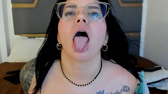 juana_valkiria webcam
