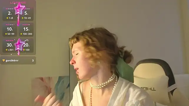 VioletDesiree webcam