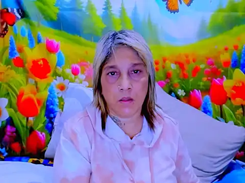 indianroxy webcam