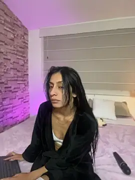 Lucyjoi webcam