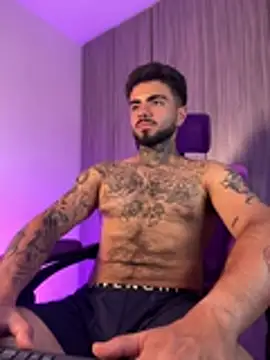 Benjii_Carter1 webcam