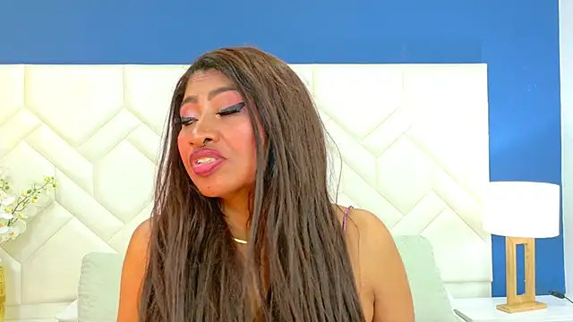 Kiara_Parker_