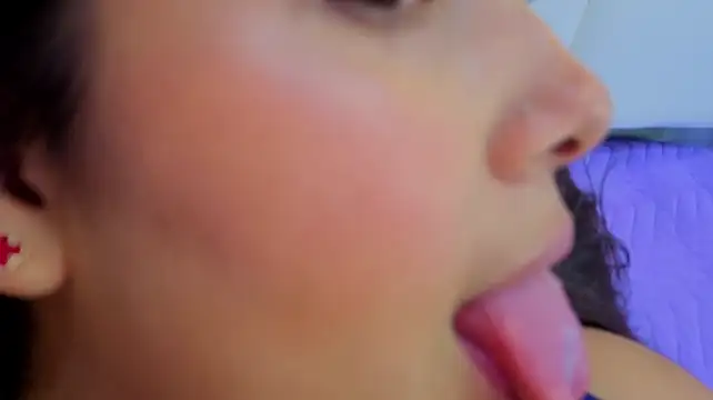 violetta_rose_ (F young) - POV CLOSE
