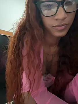 Carmel_Caine webcam