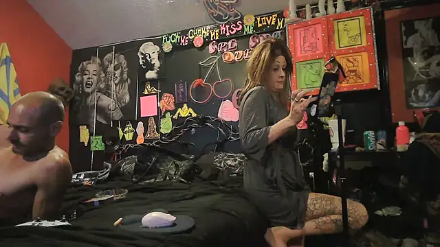 DaddyAndSplashQueen live sex cam